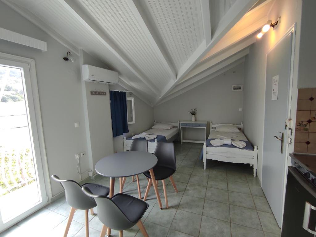 Venus Rooms room 2